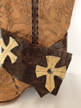 Load image into Gallery viewer, Leather caramel w/crosses small